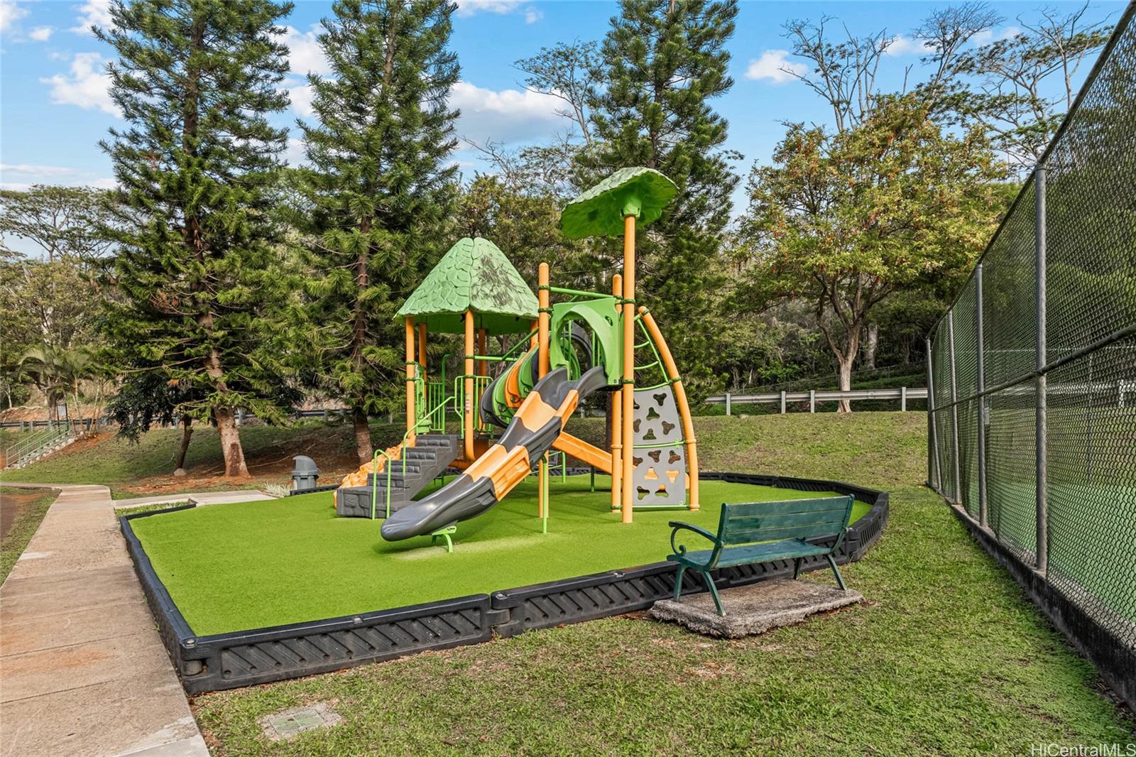 Gardens At Launani Vly 2 condo # K304, Mililani, Hawaii - photo 23 of 24