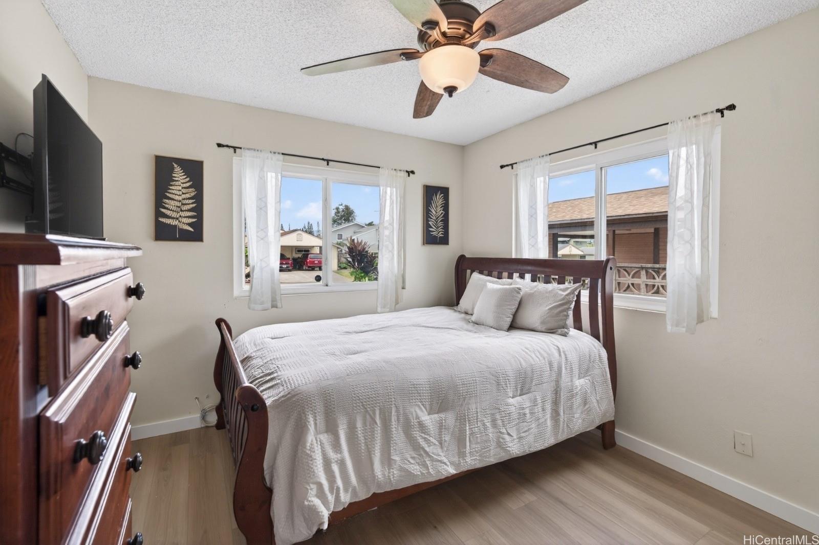 95-683  Alohilani St Mililani Area, Central home - photo 16 of 22