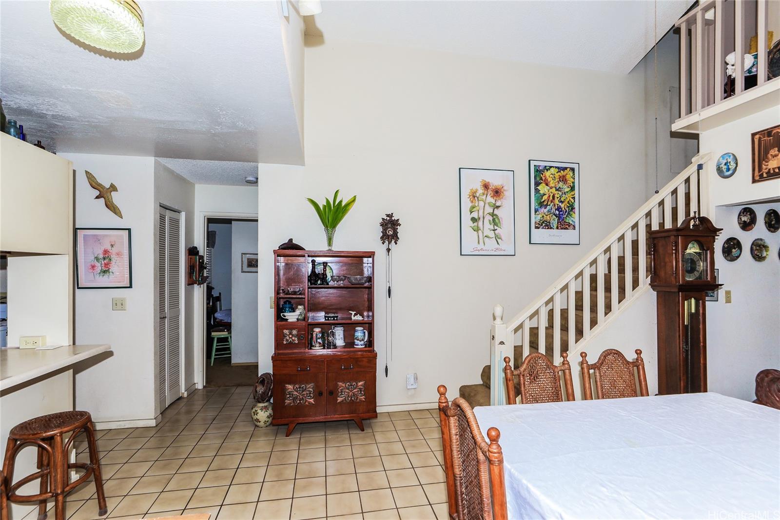 95-683  Kelewaa Street Mililani Area, Central home - photo 2 of 22