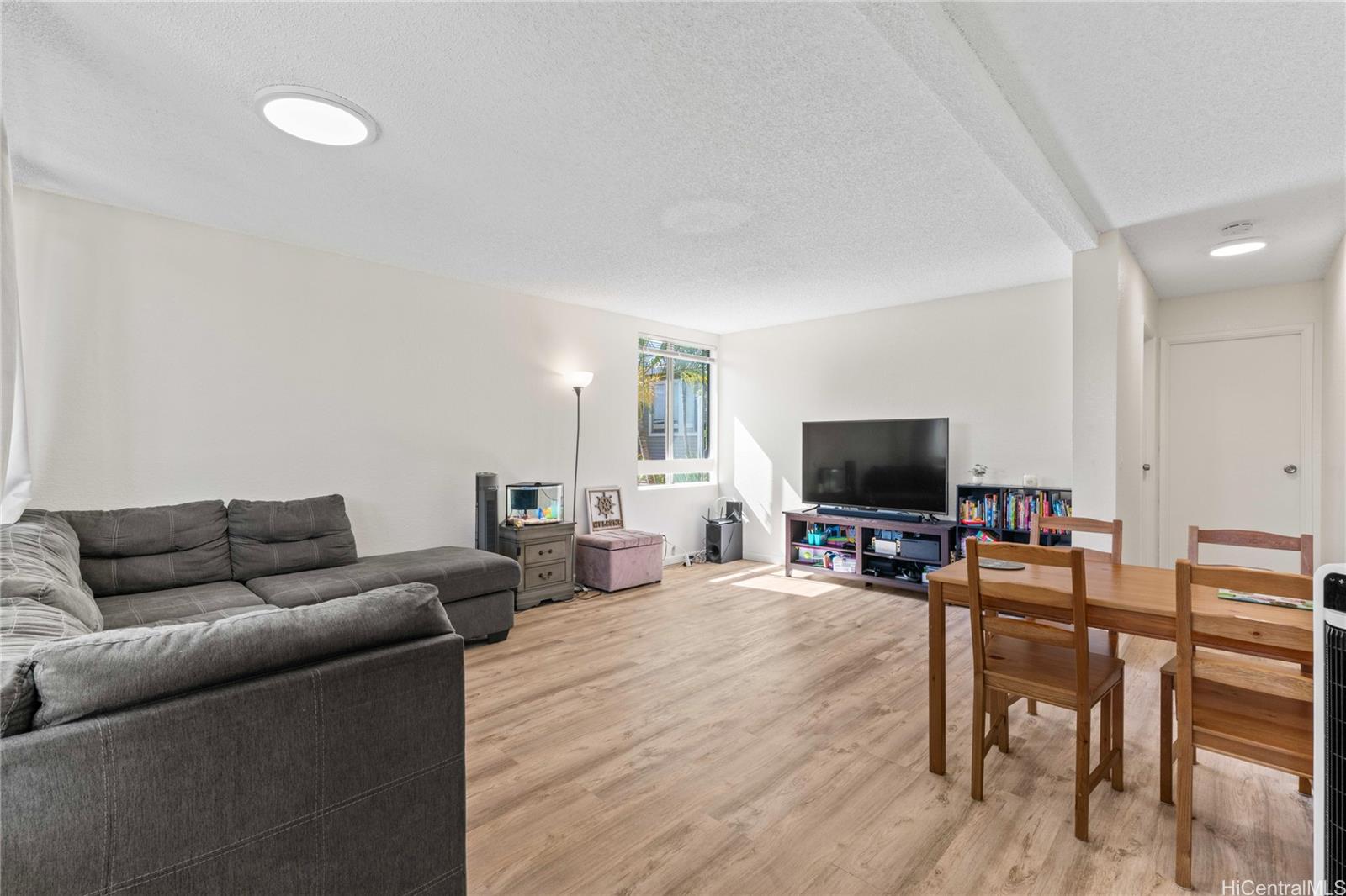 Mililani Terrace condo # P205, Mililani, Hawaii - photo 3 of 21