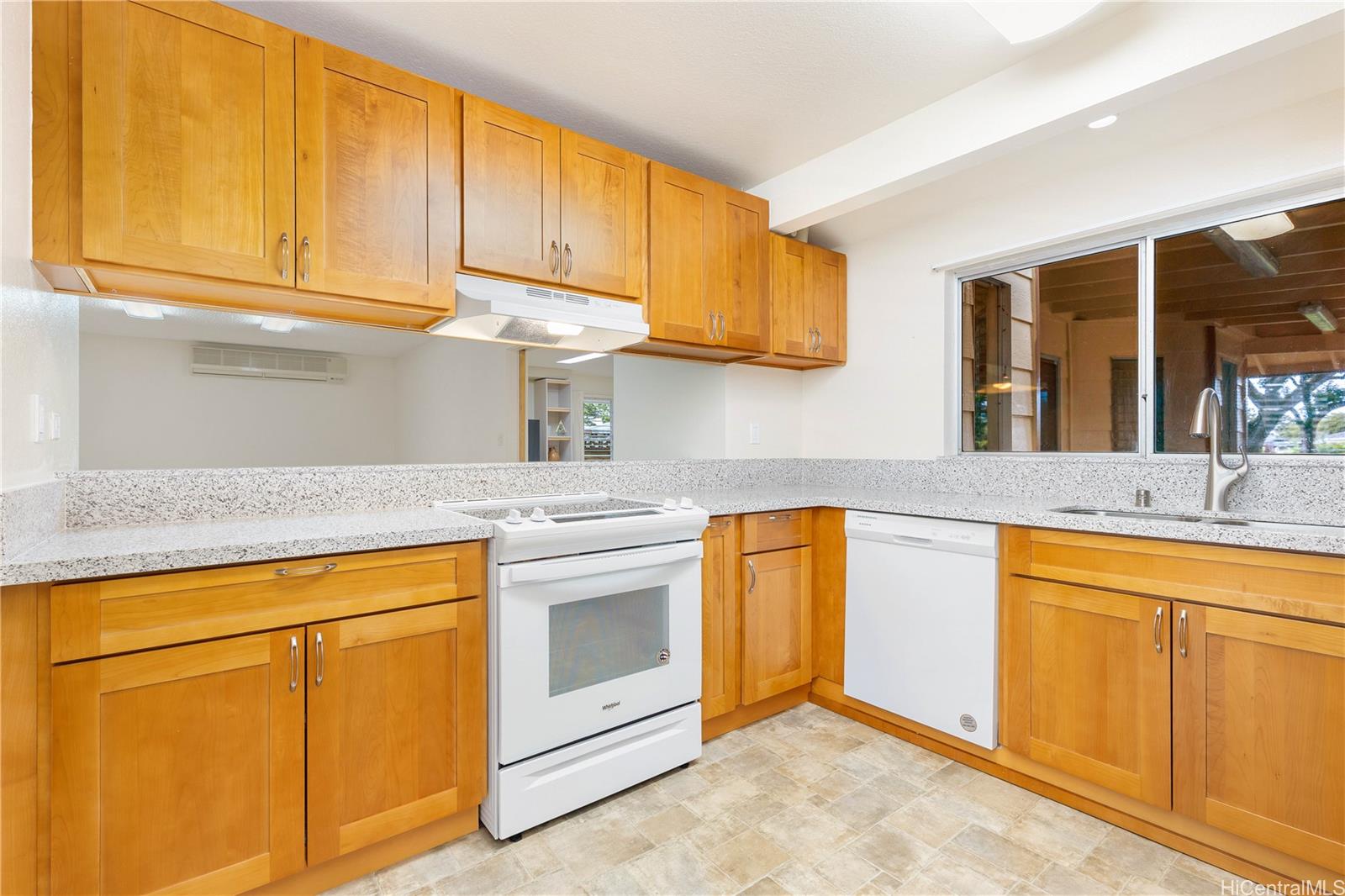 95-744  Hinalii St Mililani Area, Central home - photo 16 of 22