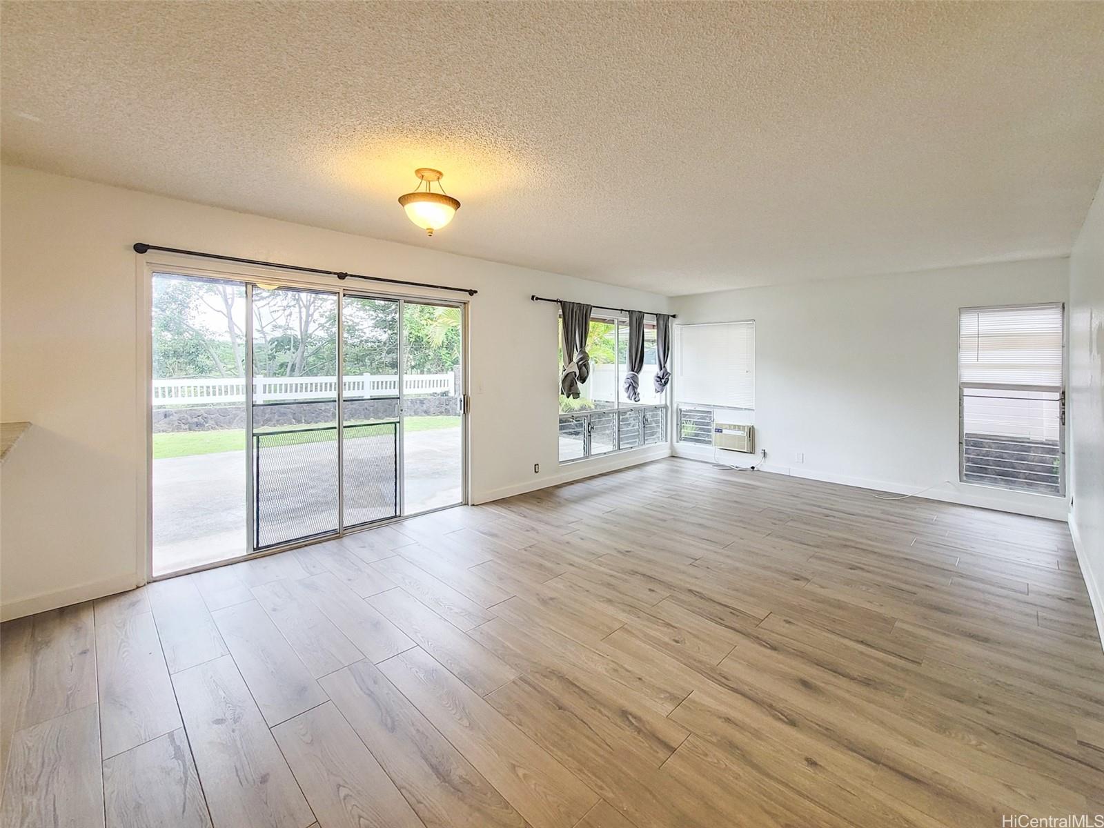 95-755 Lanipaa Street Mililani - Rental - photo 2 of 22