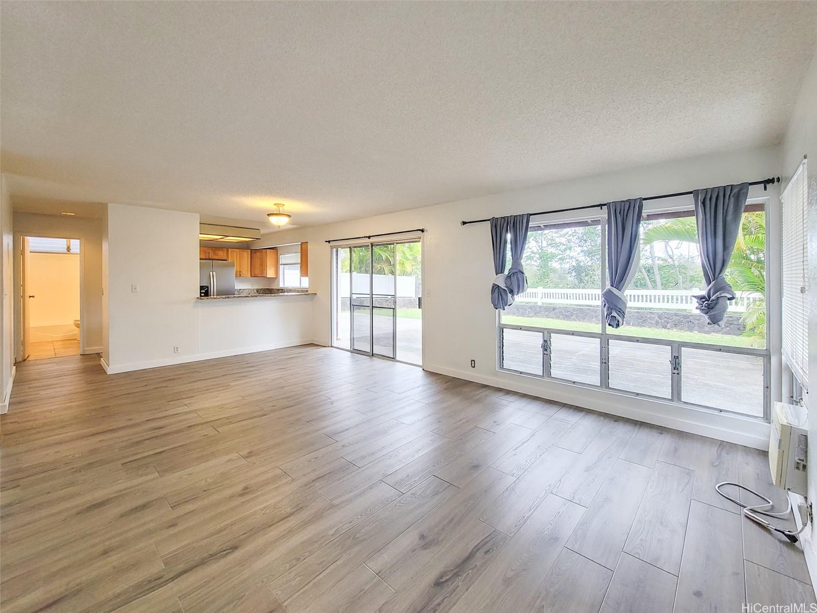 95-755 Lanipaa Street Mililani - Rental - photo 3 of 22