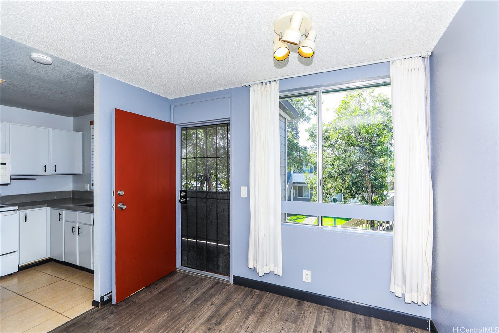 95-756 Hokuwelowelo Pl Mililani - Rental - photo 5 of 25