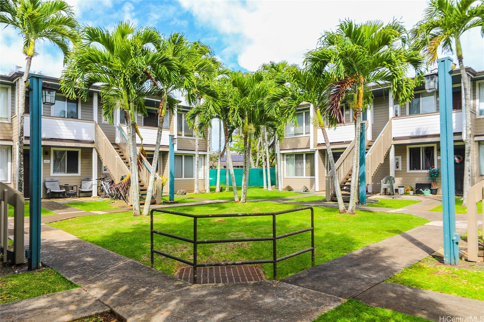 Mililani Town townhouse # J105, Mililani, Hawaii - photo 16 of 20