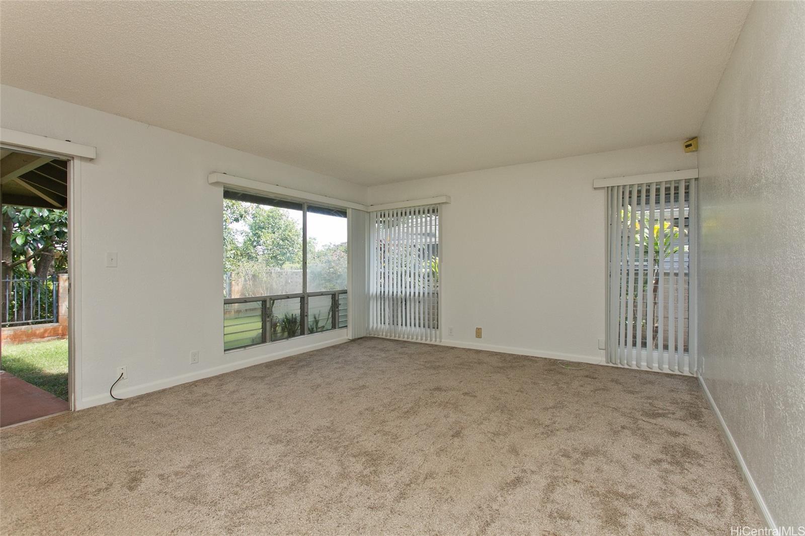 95-763 Lanipaa Street Mililani - Rental - photo 2 of 14