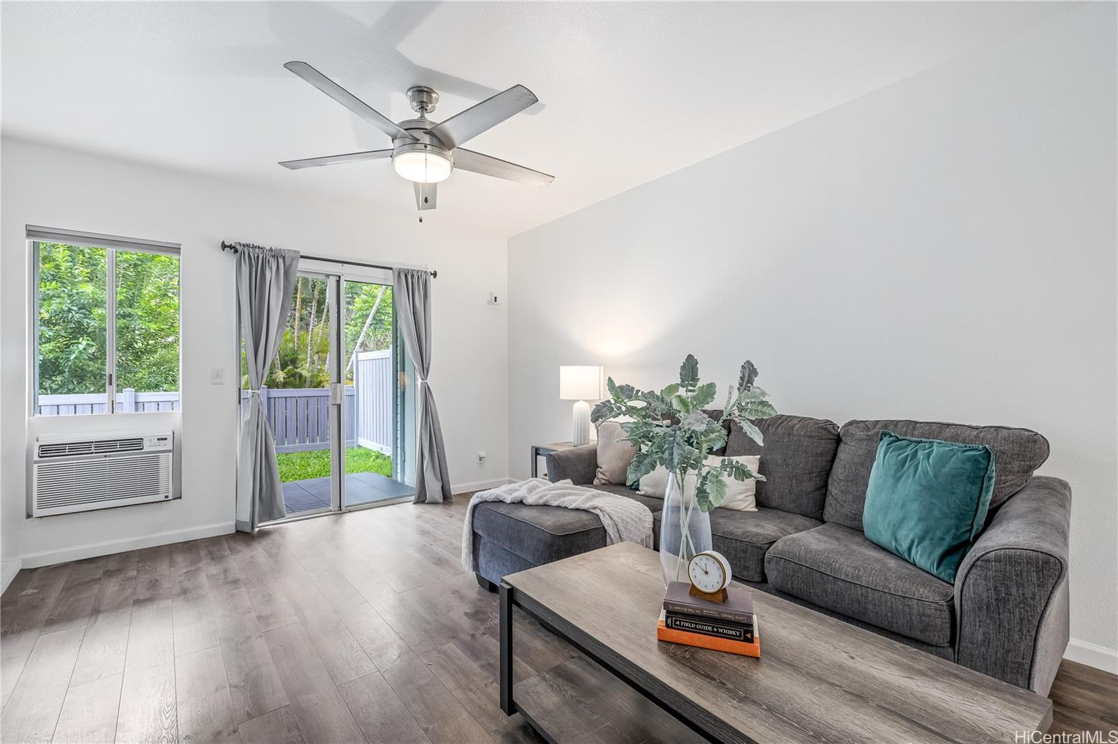 Launani Valley townhouse # A101, Mililani, Hawaii - photo 3 of 15