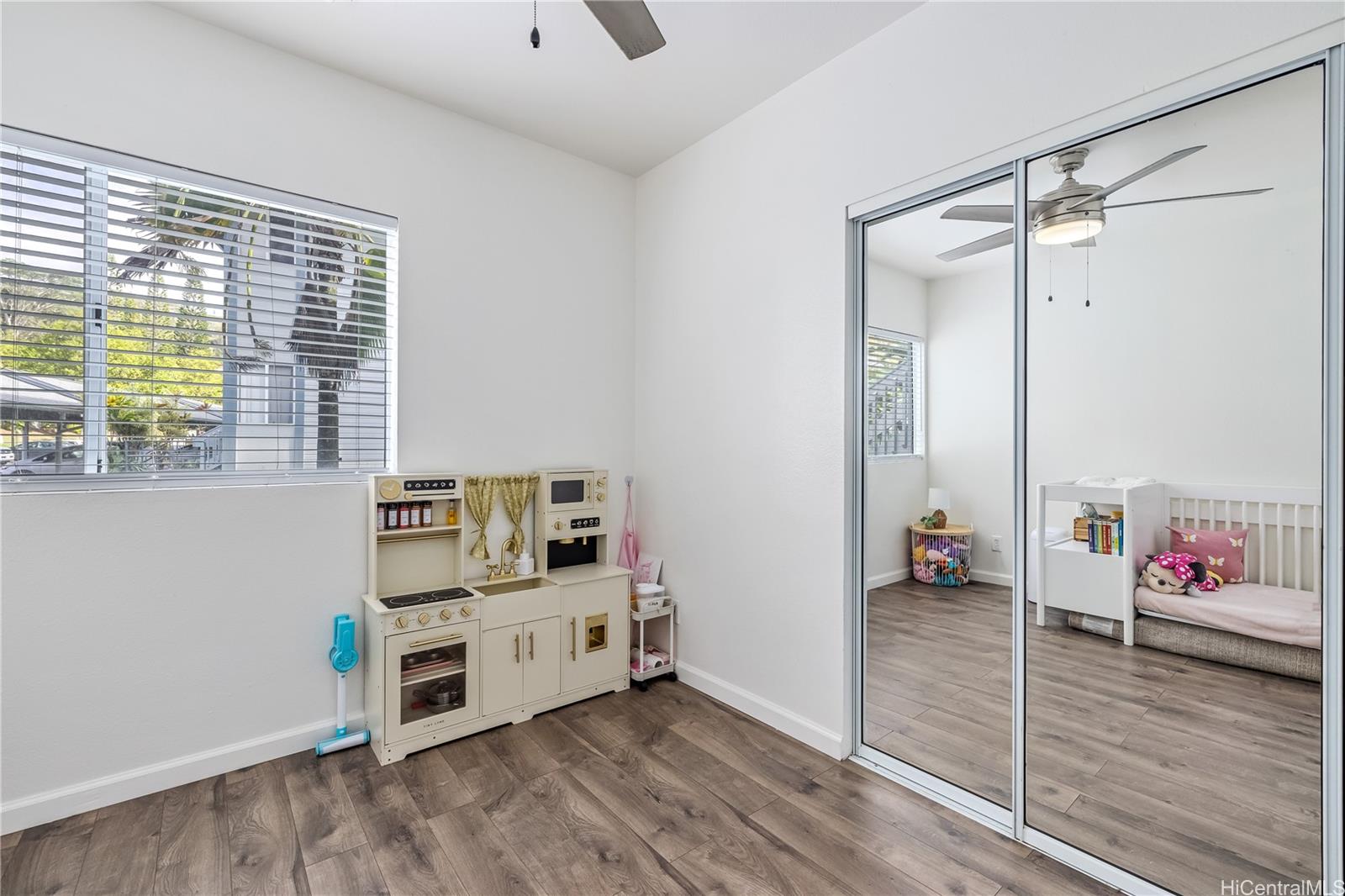 Launani Valley townhouse # A101, Mililani, Hawaii - photo 9 of 15