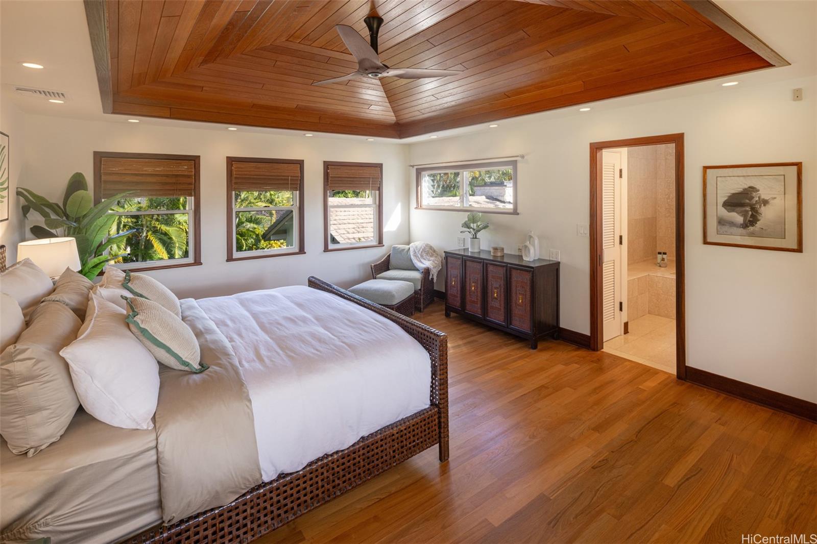 958  Mokulua Drive Lanikai, Kailua home - photo 21 of 25