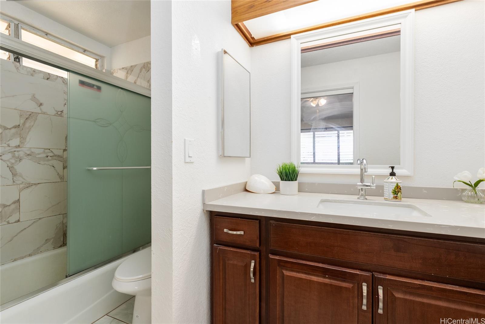 95-826  Paikauhale Street Mililani Area, Central home - photo 14 of 25