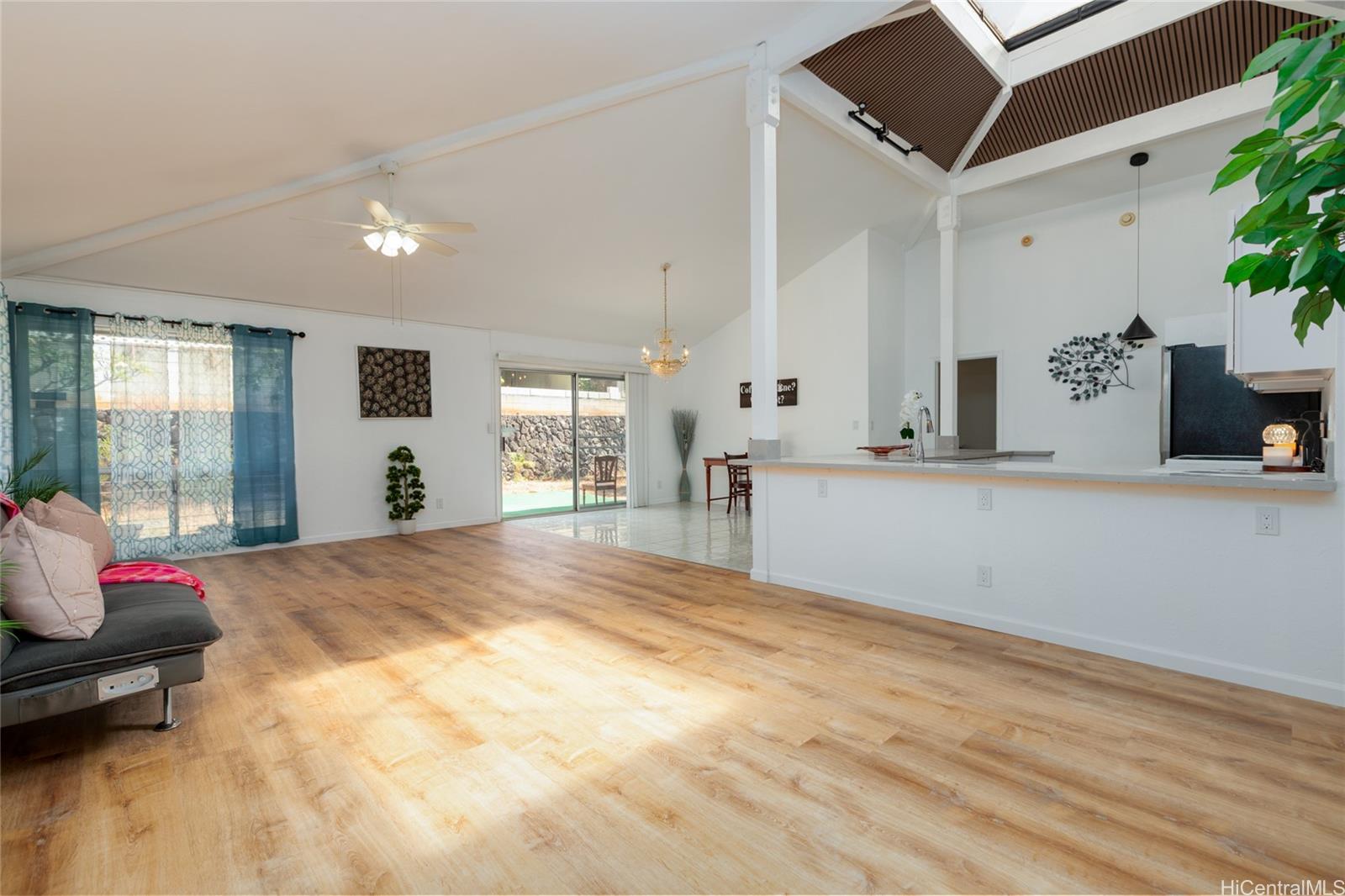 95-826  Paikauhale Street Mililani Area, Central home - photo 5 of 25