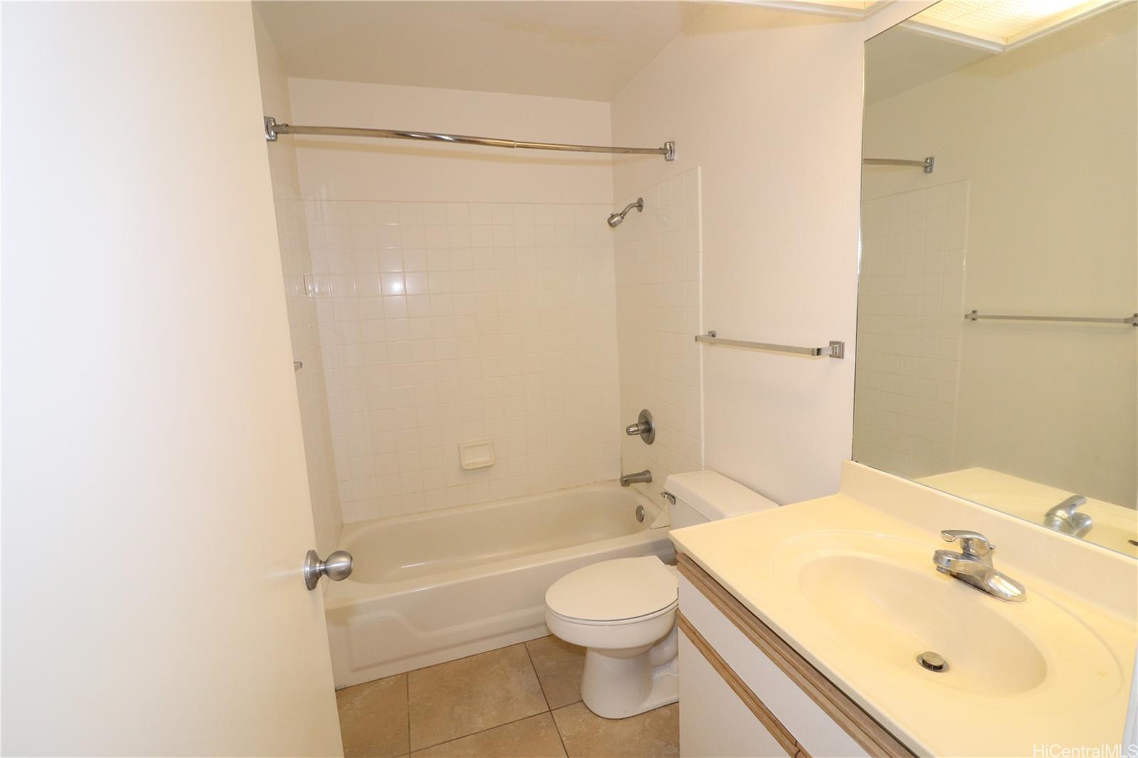 95-833 Wikao St Mililani - Rental - photo 10 of 14