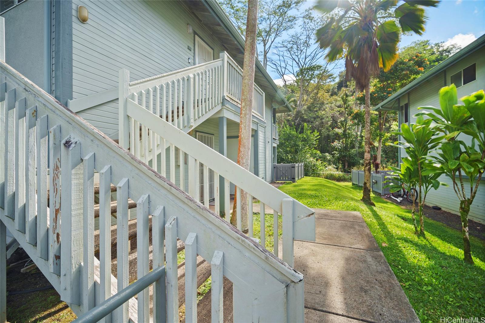 Launani Valley townhouse # C206, Mililani, Hawaii - photo 18 of 24