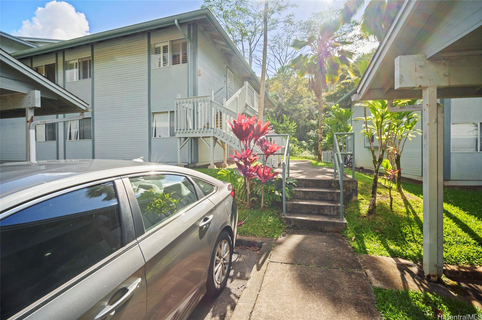 Launani Valley townhouse # C206, Mililani, Hawaii - photo 19 of 24