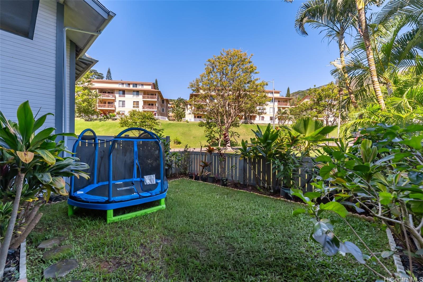 95-919 Wikao Street townhouse # F103, Mililani, Hawaii - photo 17 of 25