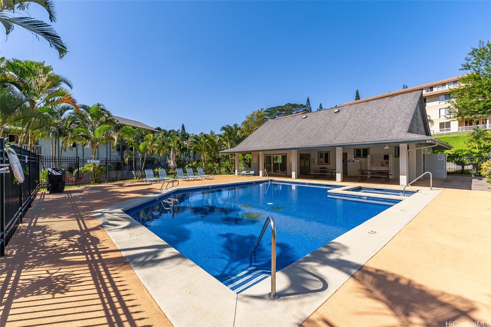 95-919 Wikao Street townhouse # F103, Mililani, Hawaii - photo 5 of 25