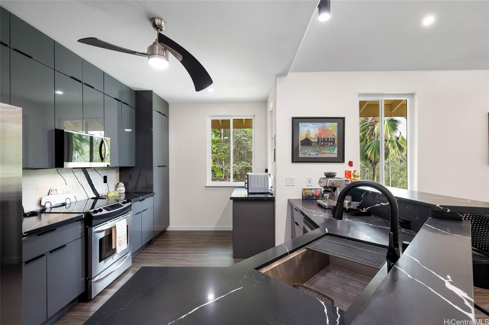 Terraces At Launani Valley condo # A301, Mililani, Hawaii - photo 4 of 23