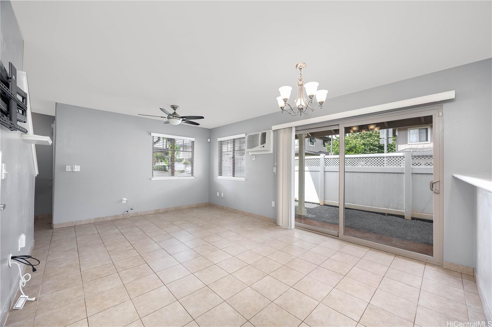 95-969 Ukuwai Street townhouse # 3407, Mililani, Hawaii - photo 4 of 25