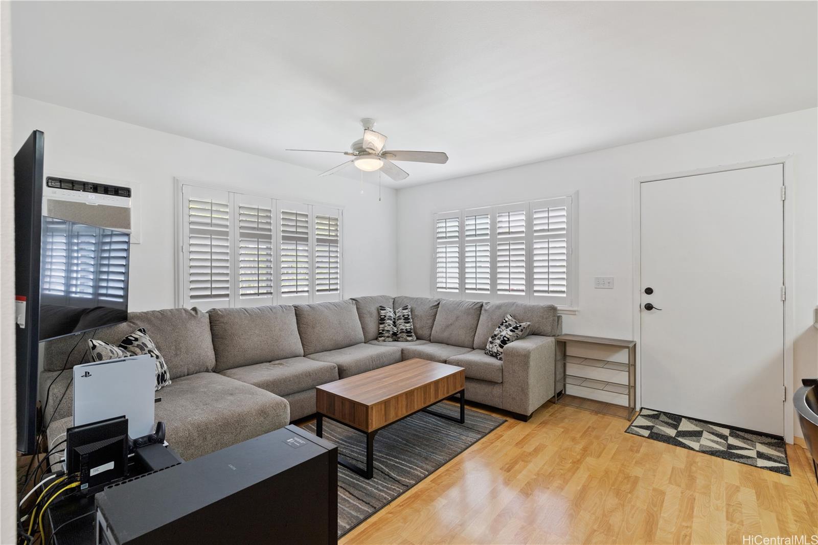 MTA townhouse # 906, Mililani, Hawaii - photo 3 of 15