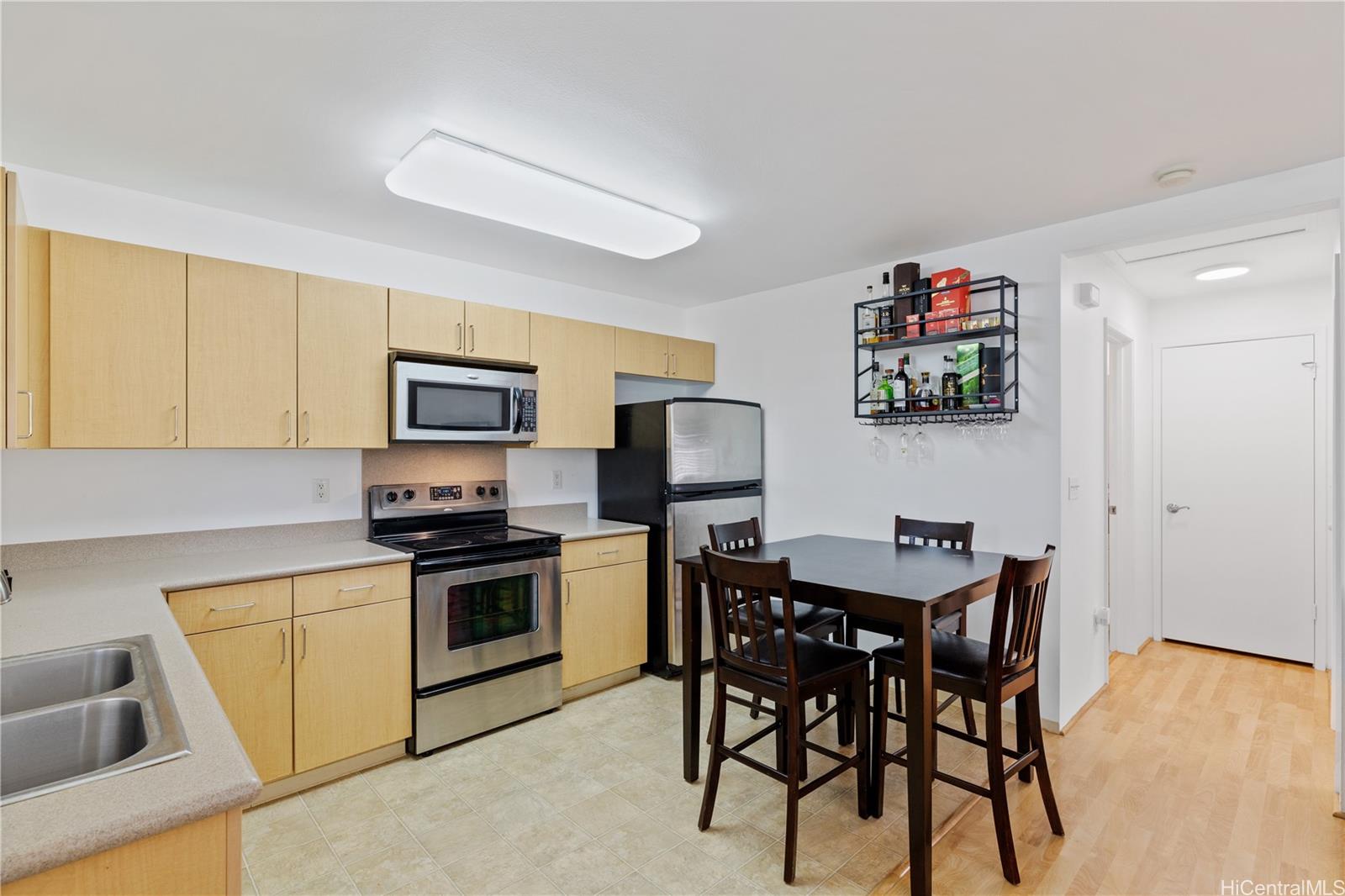 MTA townhouse # 906, Mililani, Hawaii - photo 6 of 15