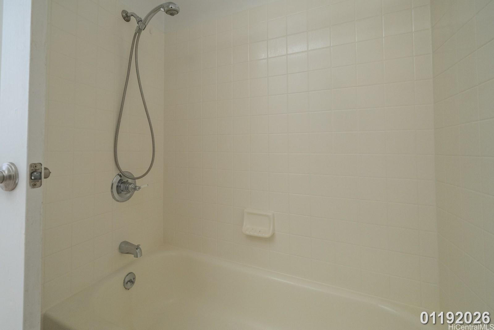 95-982 Wikao St Mililani - Rental - photo 17 of 25