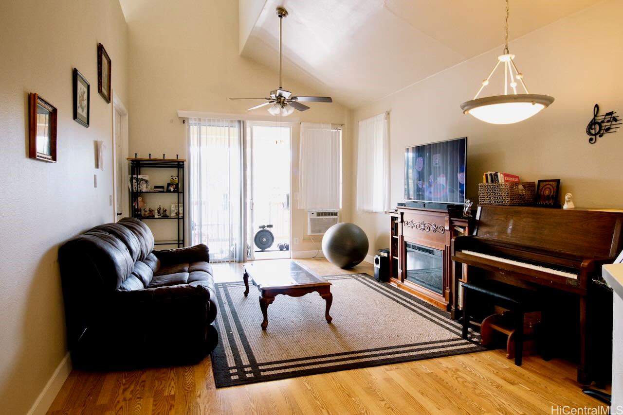 95-996 Wikao Street Mililani - Rental - photo 3 of 21