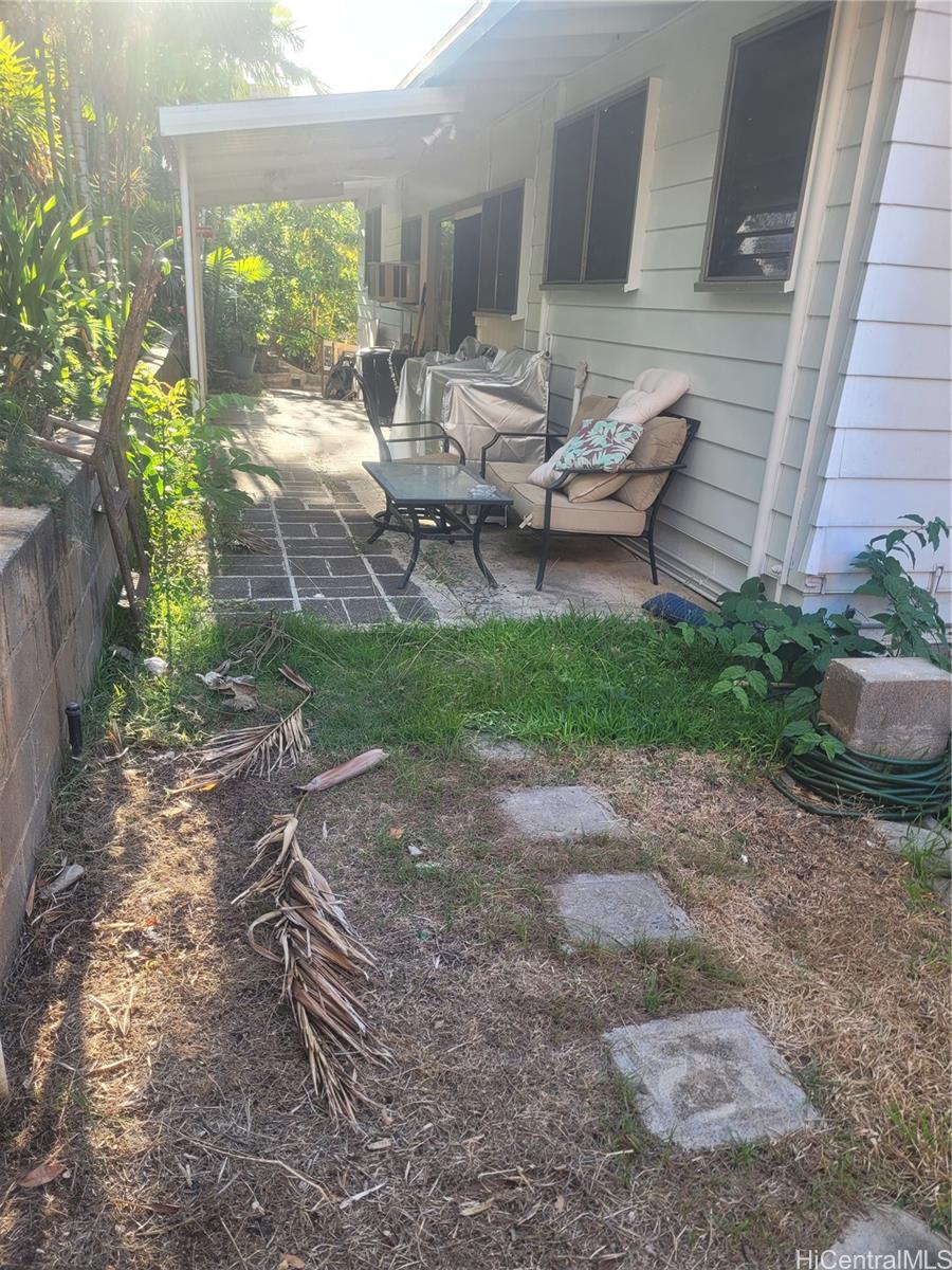 962 Spencer Street Honolulu - Multi-family - photo 6 of 10