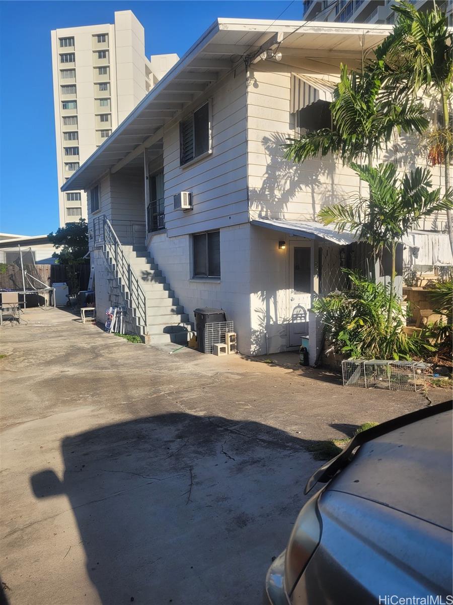 962 Spencer St HONOLULU - Multi-family - photo 8 of 10