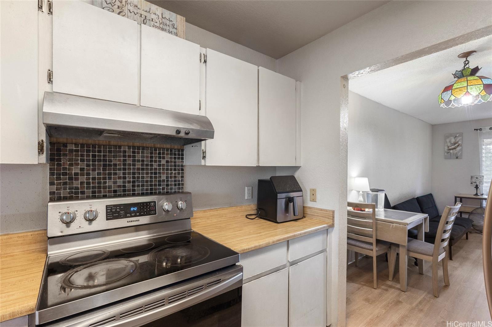 College Gardens 1 condo # 118, Pearl City, Hawaii - photo 3 of 20