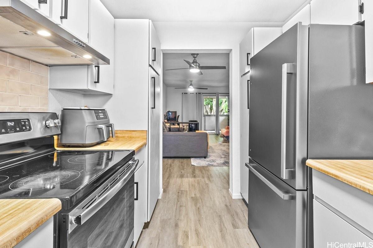 College Gardens 1 condo # 46, Pearl City, Hawaii - photo 3 of 16