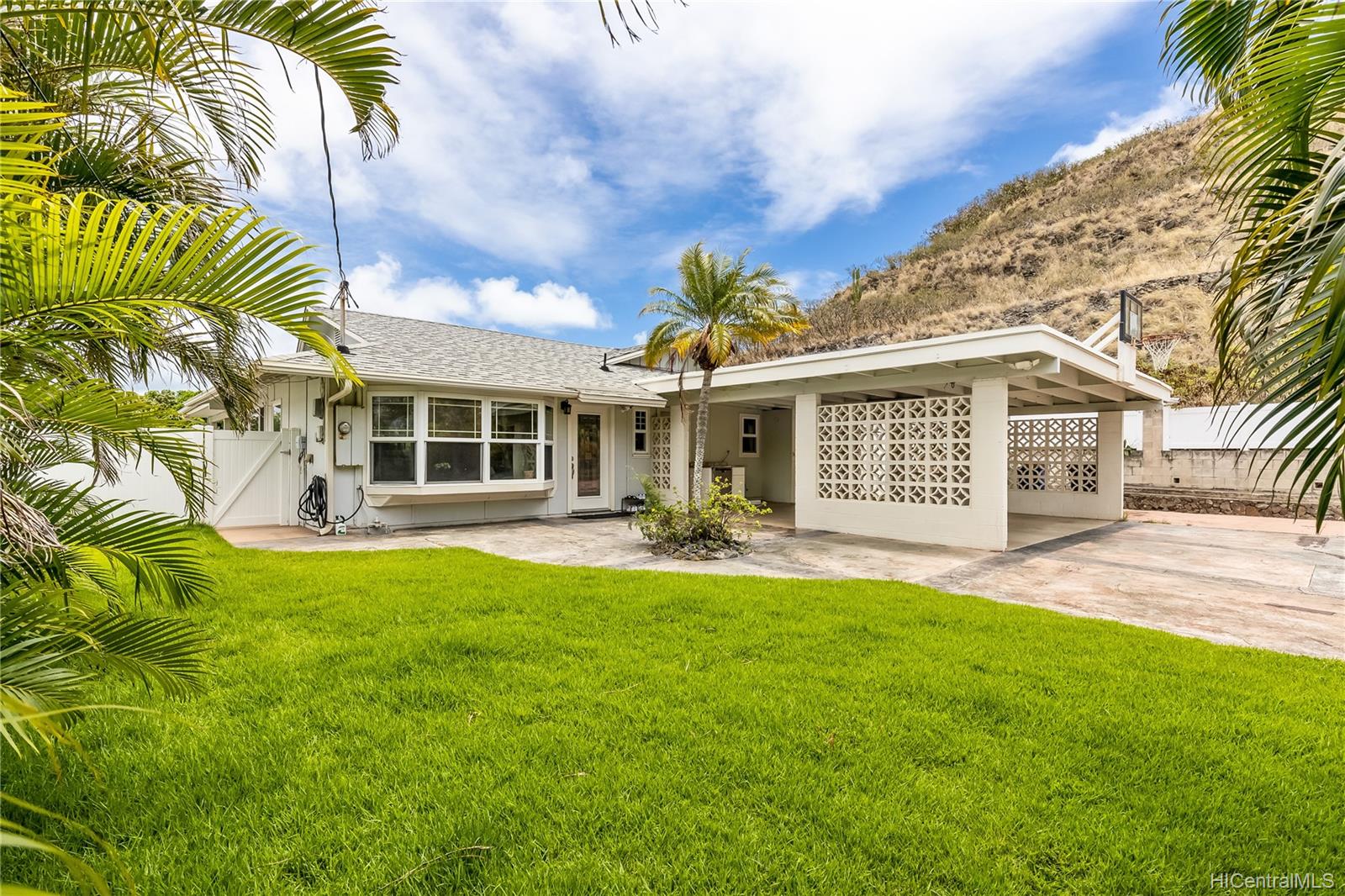 967 Apokula Place , Kailua, Hi 96734 home Keolu Hills Kailua