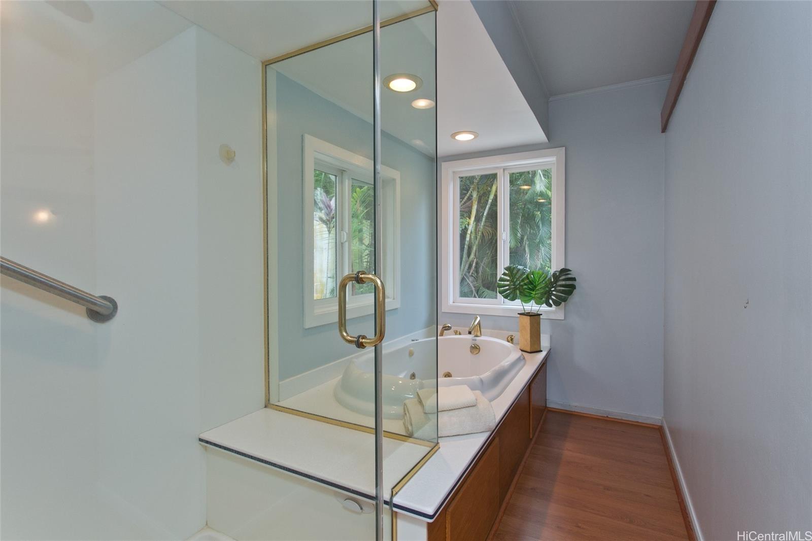 969  Lunahooko Place Maunawili, Kailua home - photo 15 of 25