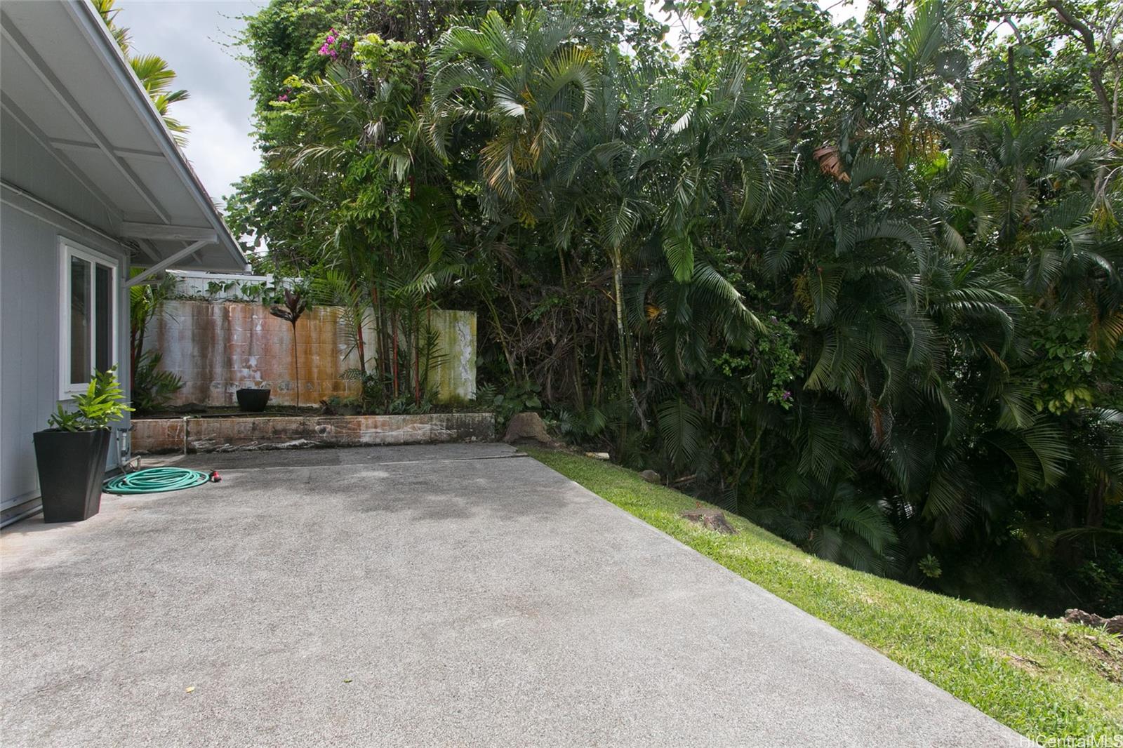 969  Lunahooko Place Maunawili, Kailua home - photo 20 of 25