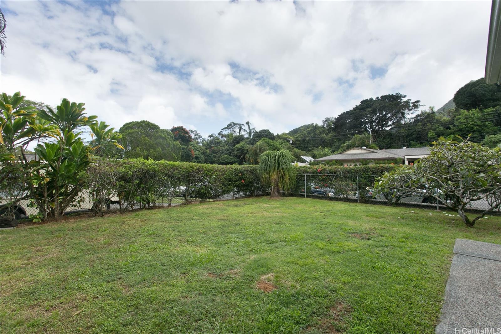 969  Lunahooko Place Maunawili, Kailua home - photo 23 of 25