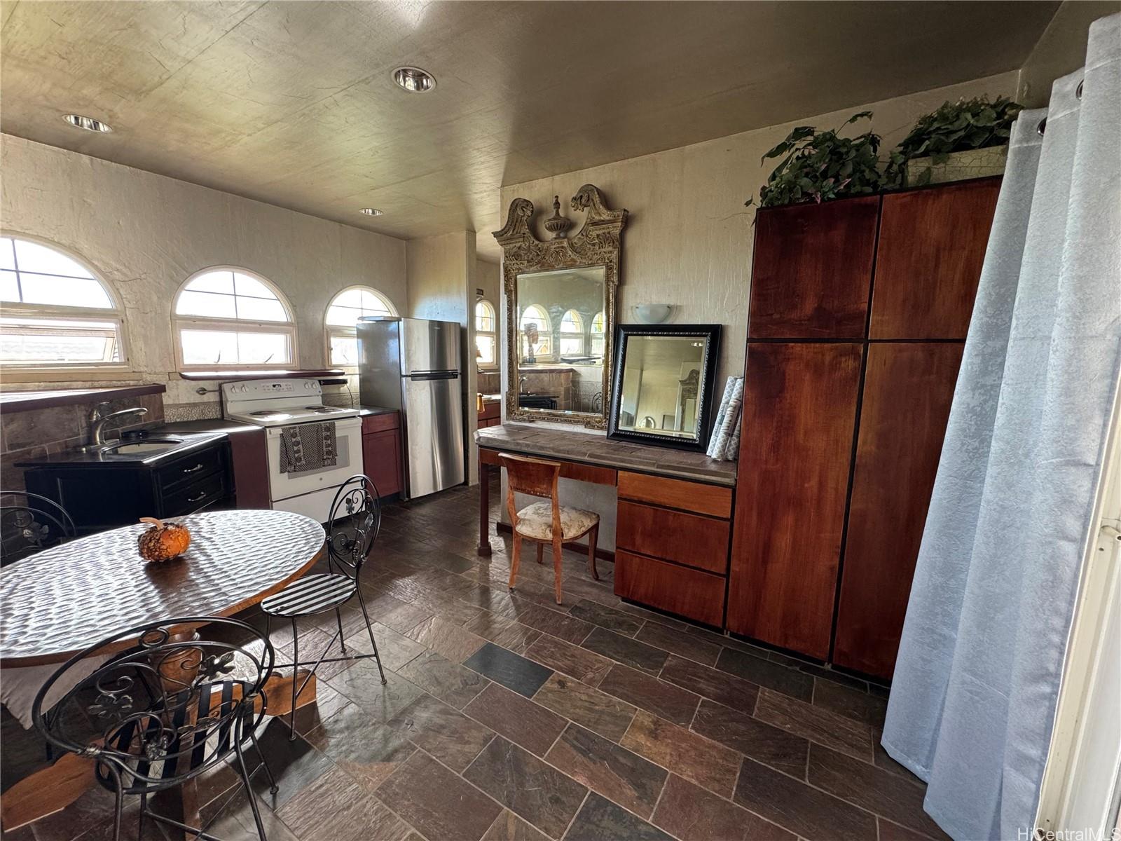 97  Moaniala Place Hawaii Loa Ridge, Diamond Head home - photo 14 of 22