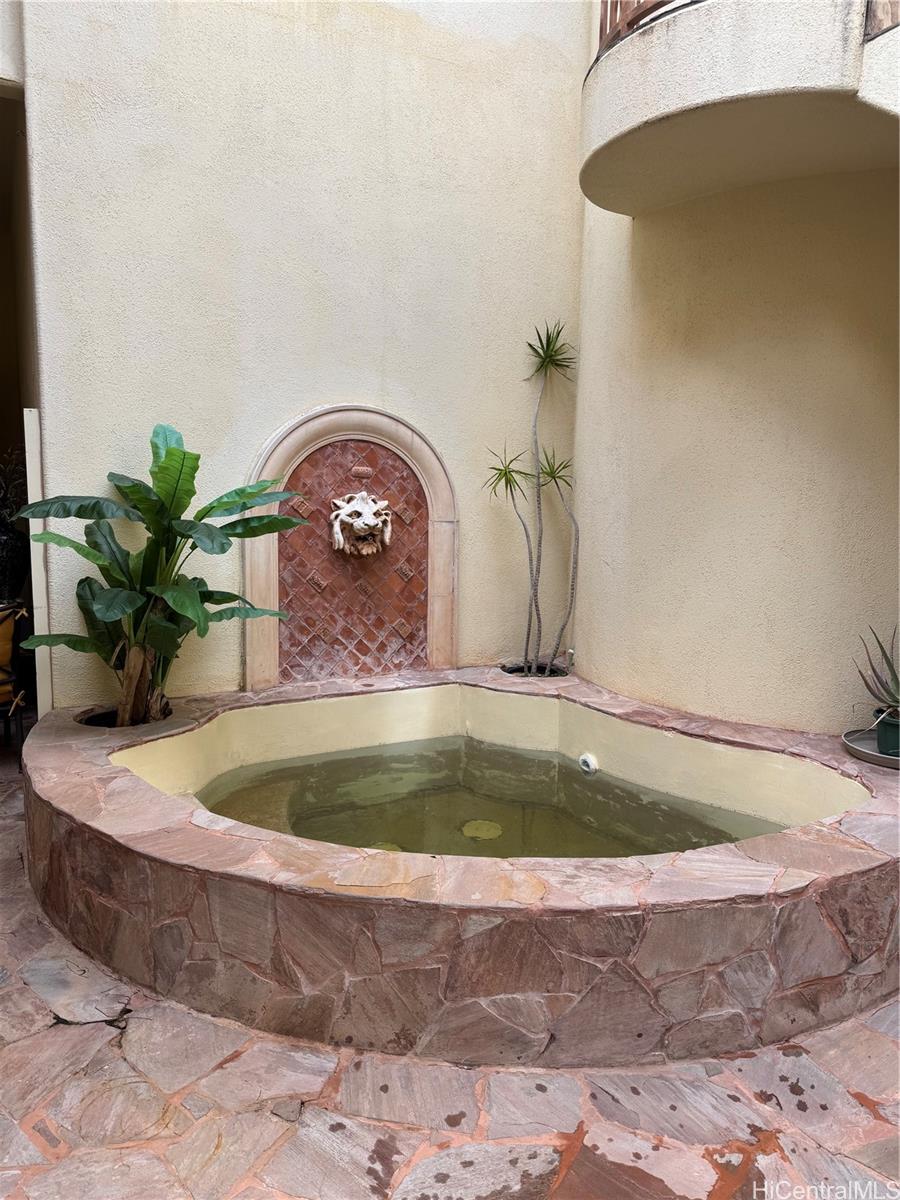 97  Moaniala Place Hawaii Loa Ridge, Diamond Head home - photo 17 of 22