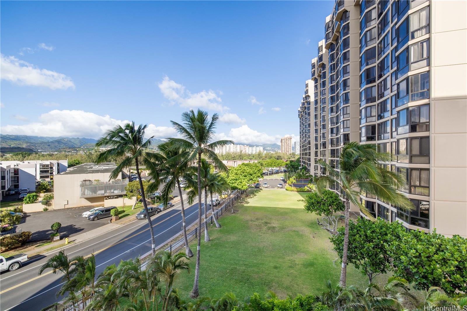 Ilaniwai condo # 503, Honolulu, Hawaii - photo 15 of 19