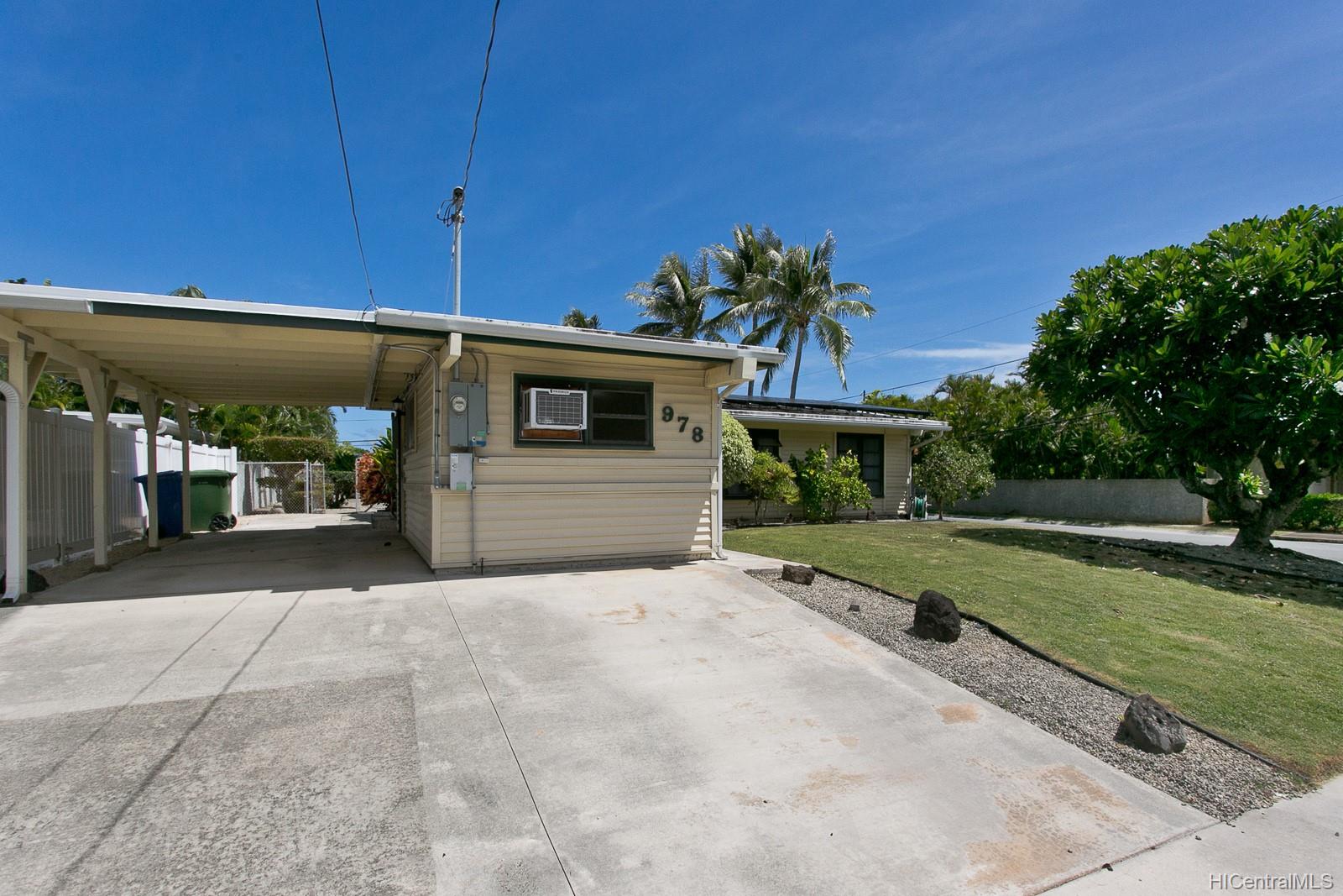 978 Kahili Street , Kailua, Hi 96734 Enchanted Lake