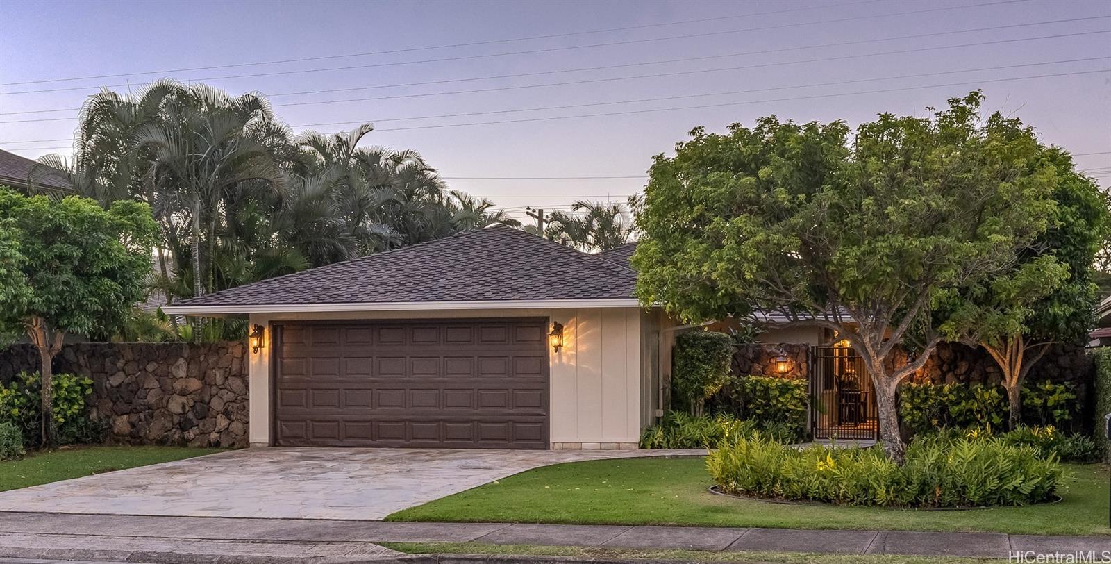 980  Hunakai Street Kahala Area, Diamond Head home - photo 3 of 20