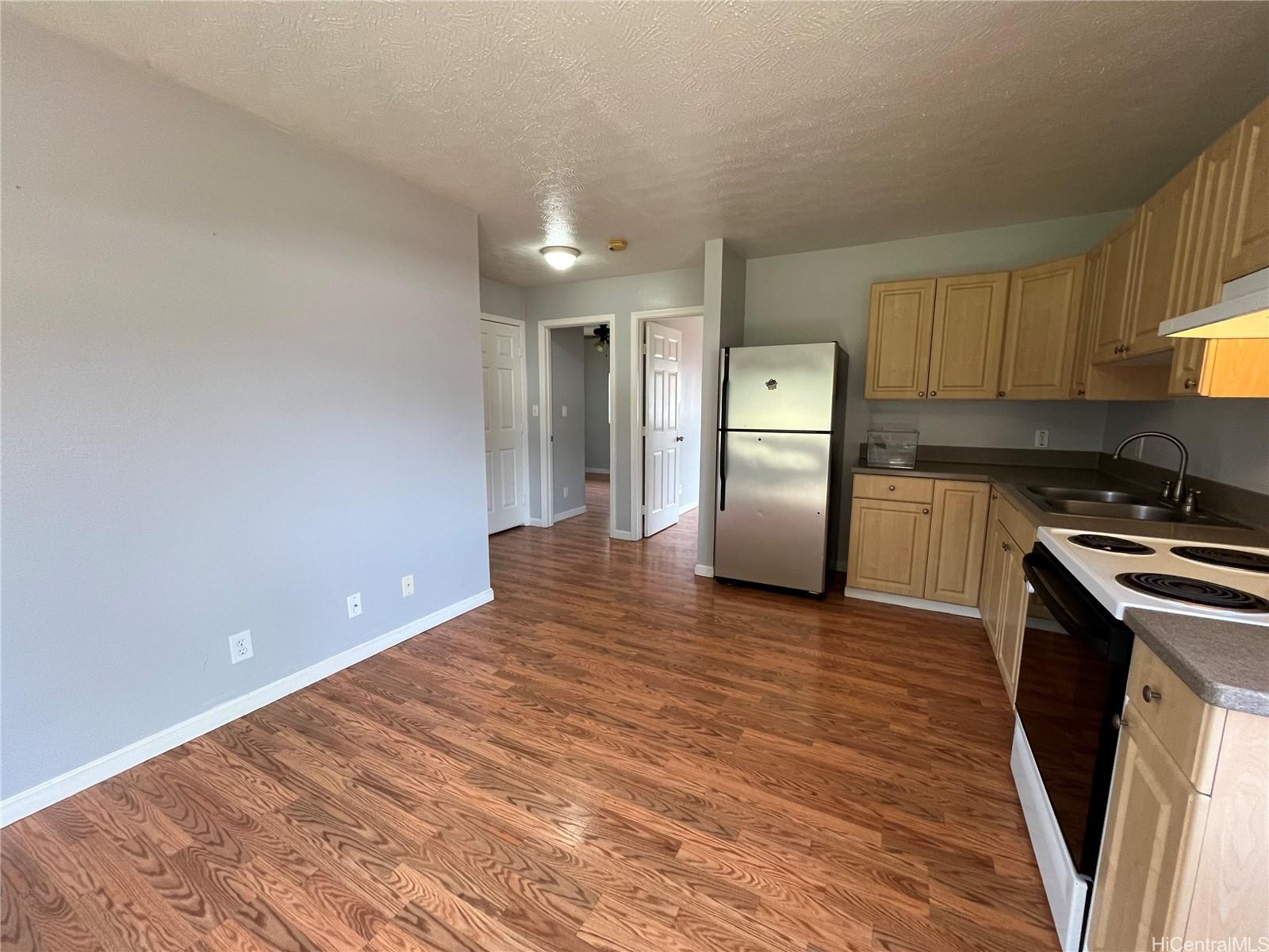 98-042 Lokowai Street Aiea - Rental - photo 3 of 11