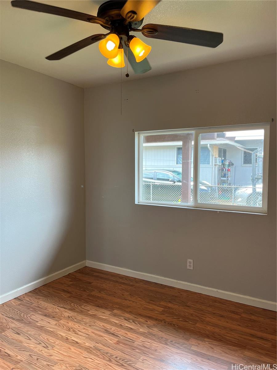 98-042 Lokowai Street Aiea - Rental - photo 5 of 11