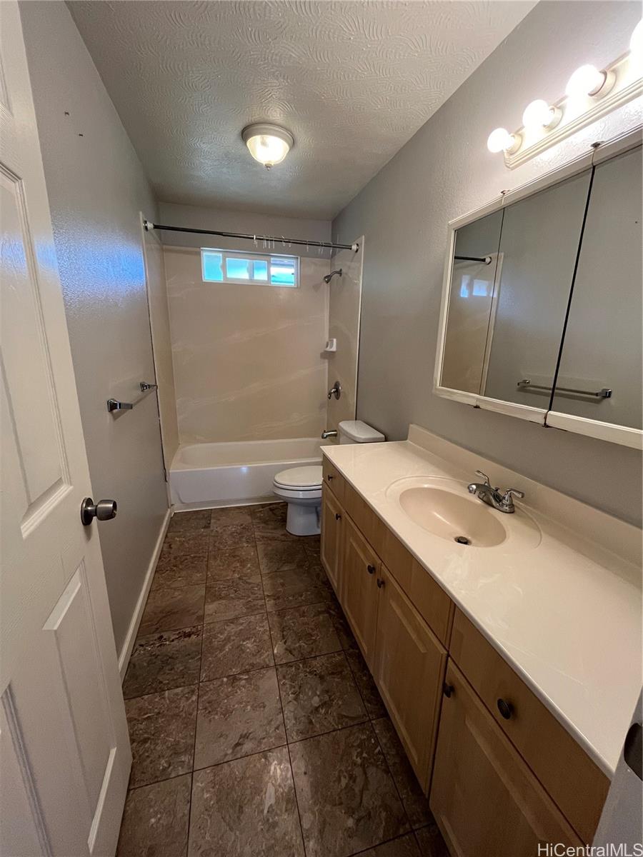 98-042 Lokowai Street Aiea - Rental - photo 9 of 11