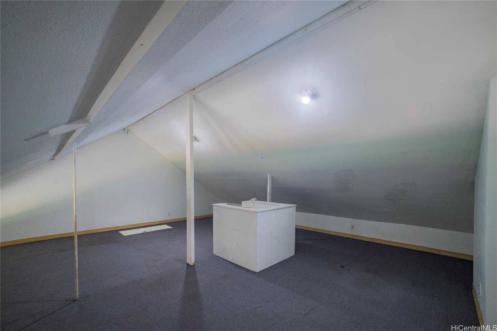 Pearlridge Sunset condo # C9, Aiea, Hawaii - photo 20 of 22