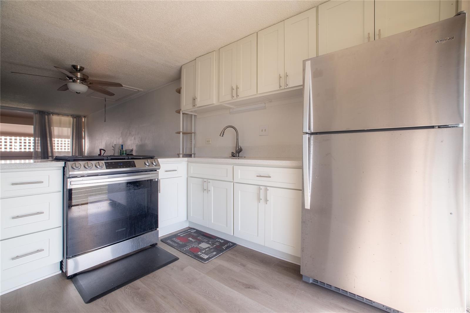 Pearlridge Sunset condo # C9, Aiea, Hawaii - photo 10 of 22