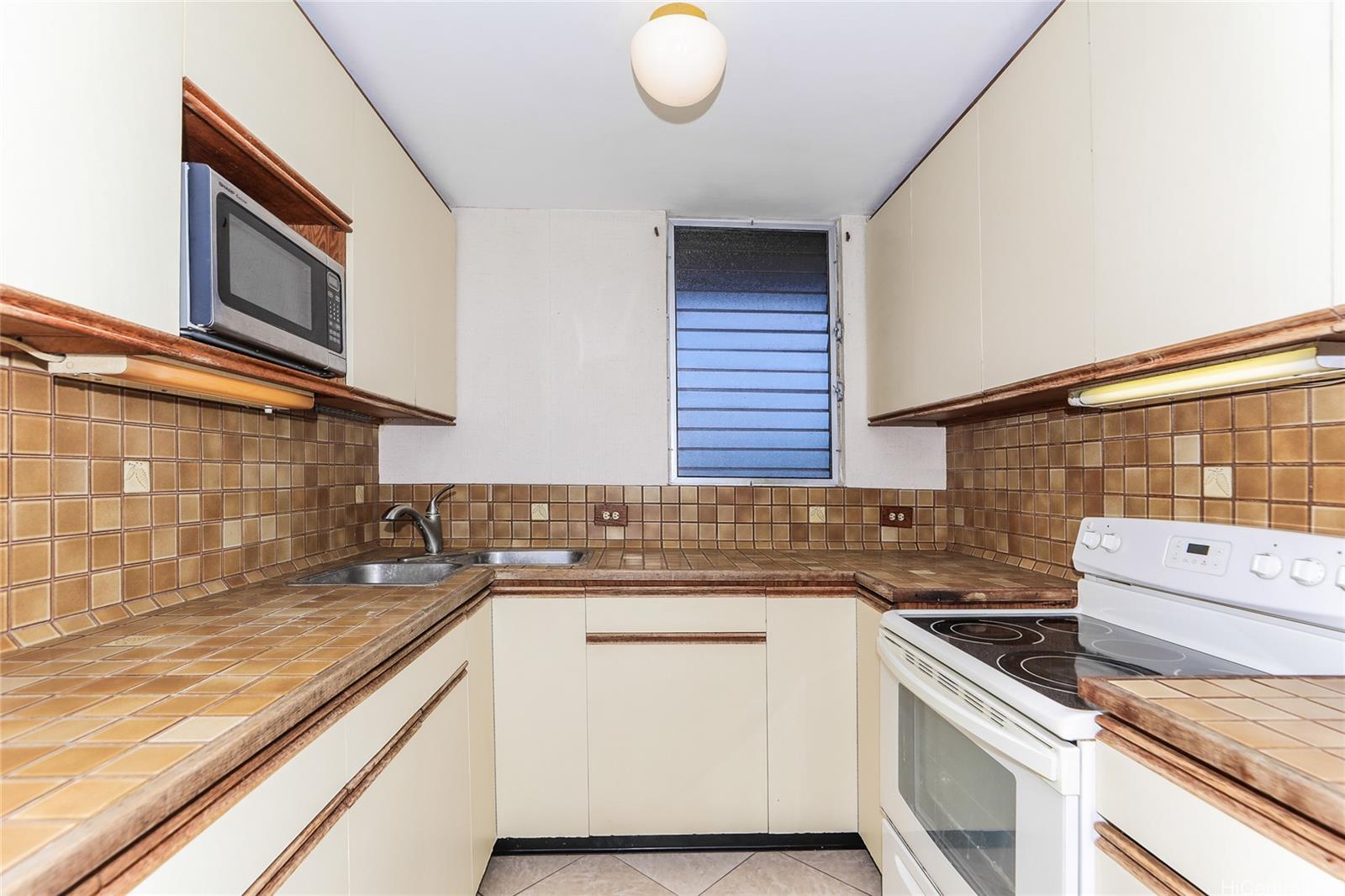 Lele Pono condo # 1503, Aiea, Hawaii - photo 18 of 25