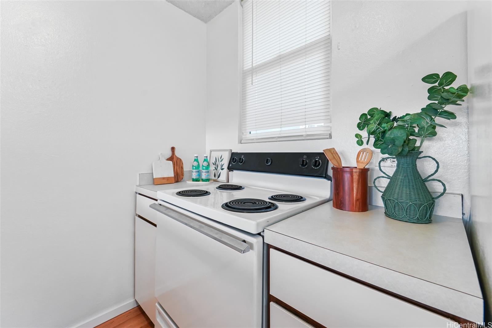 Lele Pono condo # 2208, Aiea, Hawaii - photo 15 of 25