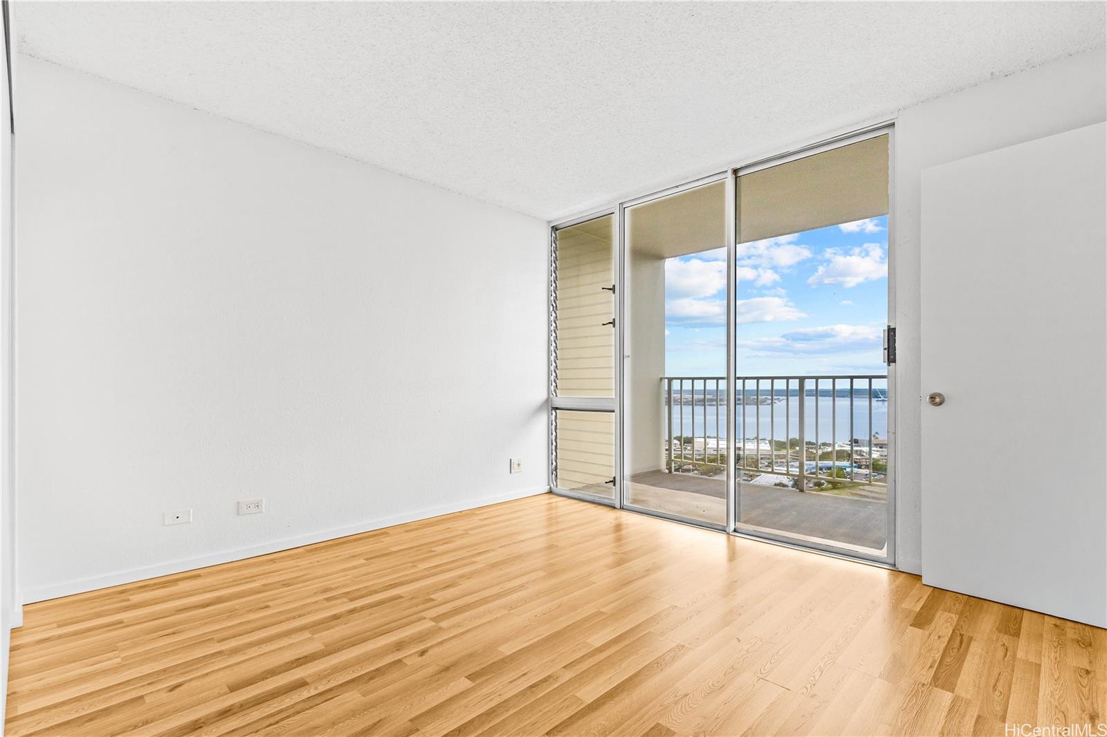 Lele Pono condo # 2208, Aiea, Hawaii - photo 13 of 25