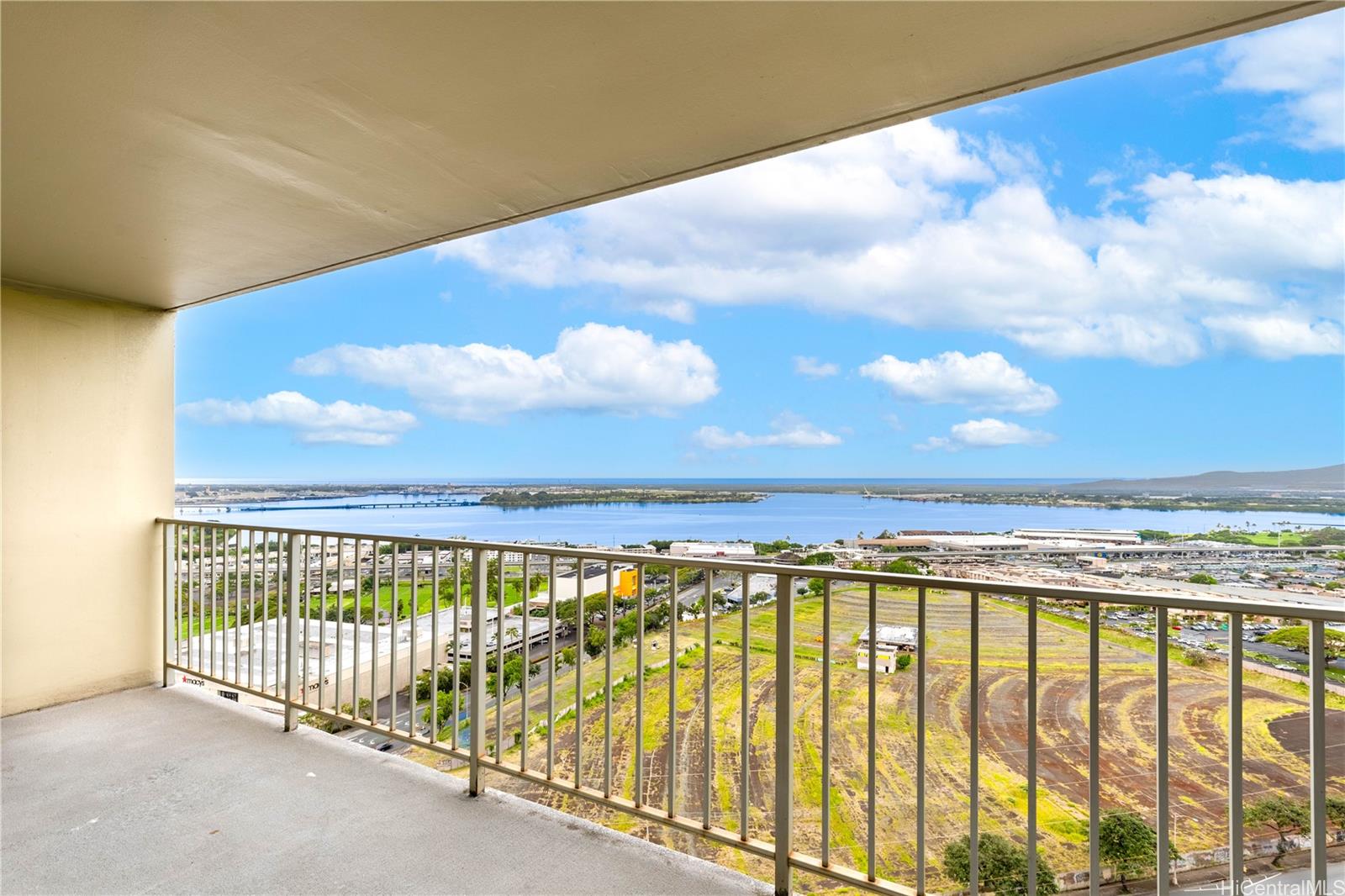 Lele Pono condo # 2208, Aiea, Hawaii - photo 6 of 25