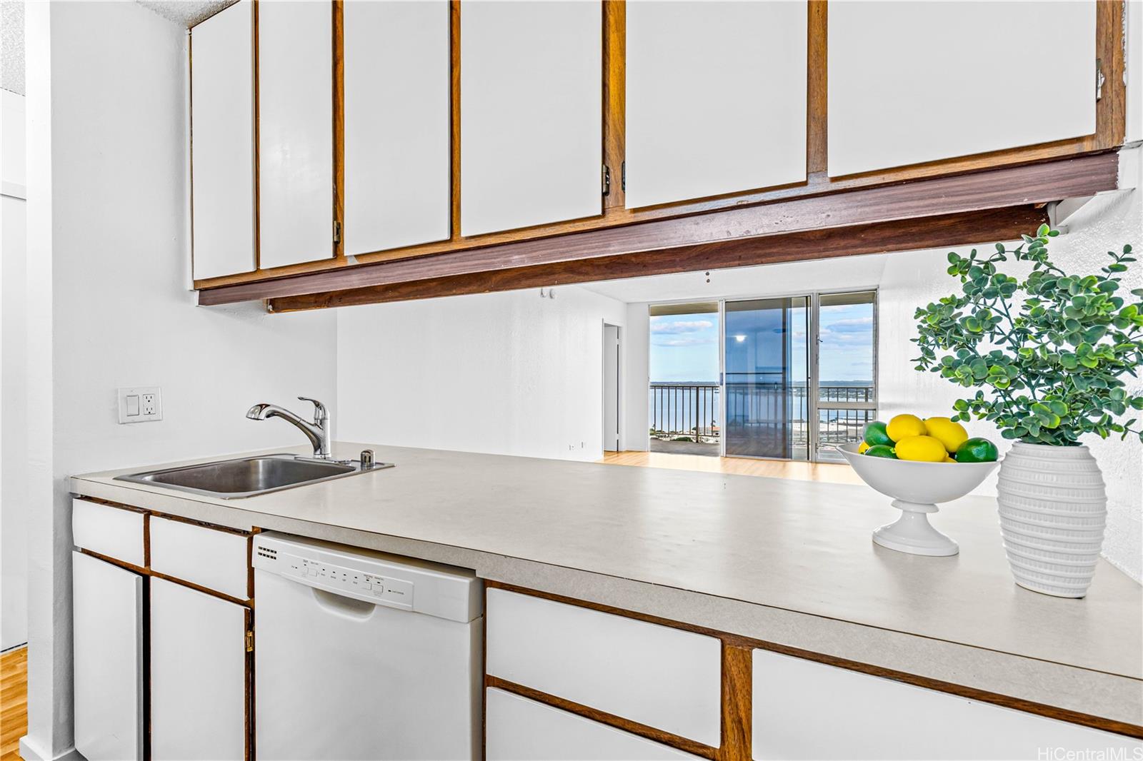 Lele Pono condo # 2208, Aiea, Hawaii - photo 10 of 25