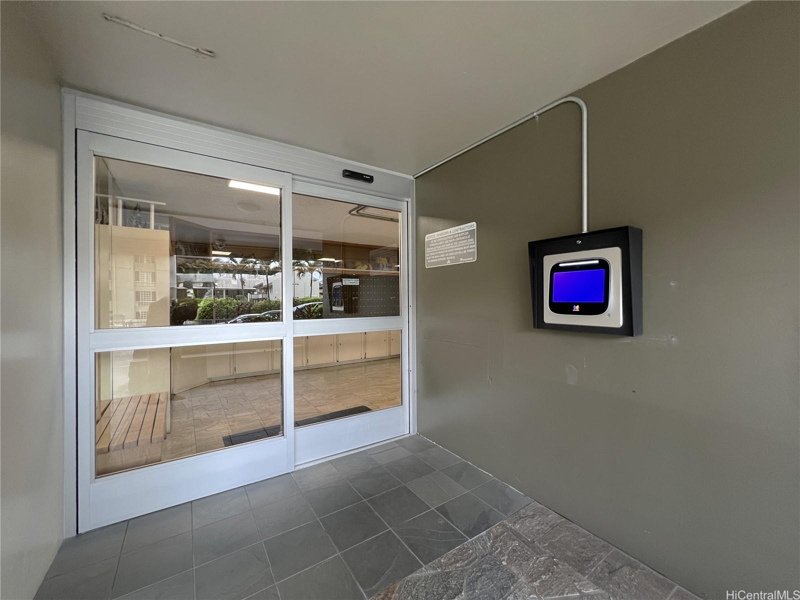 98-099 Uao Pl Aiea - Rental - photo 3 of 9